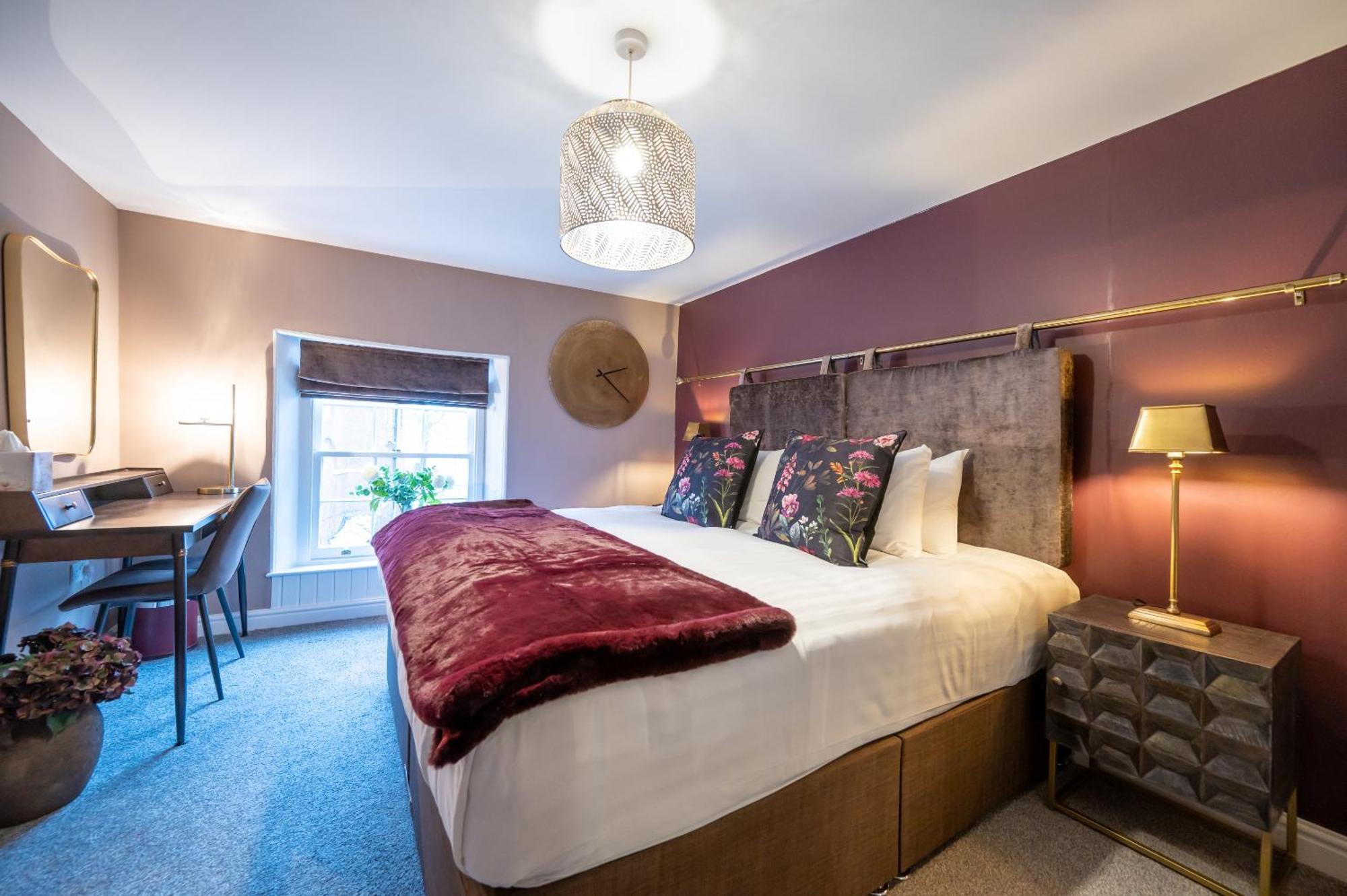 At Home Shrewsbury Room photo