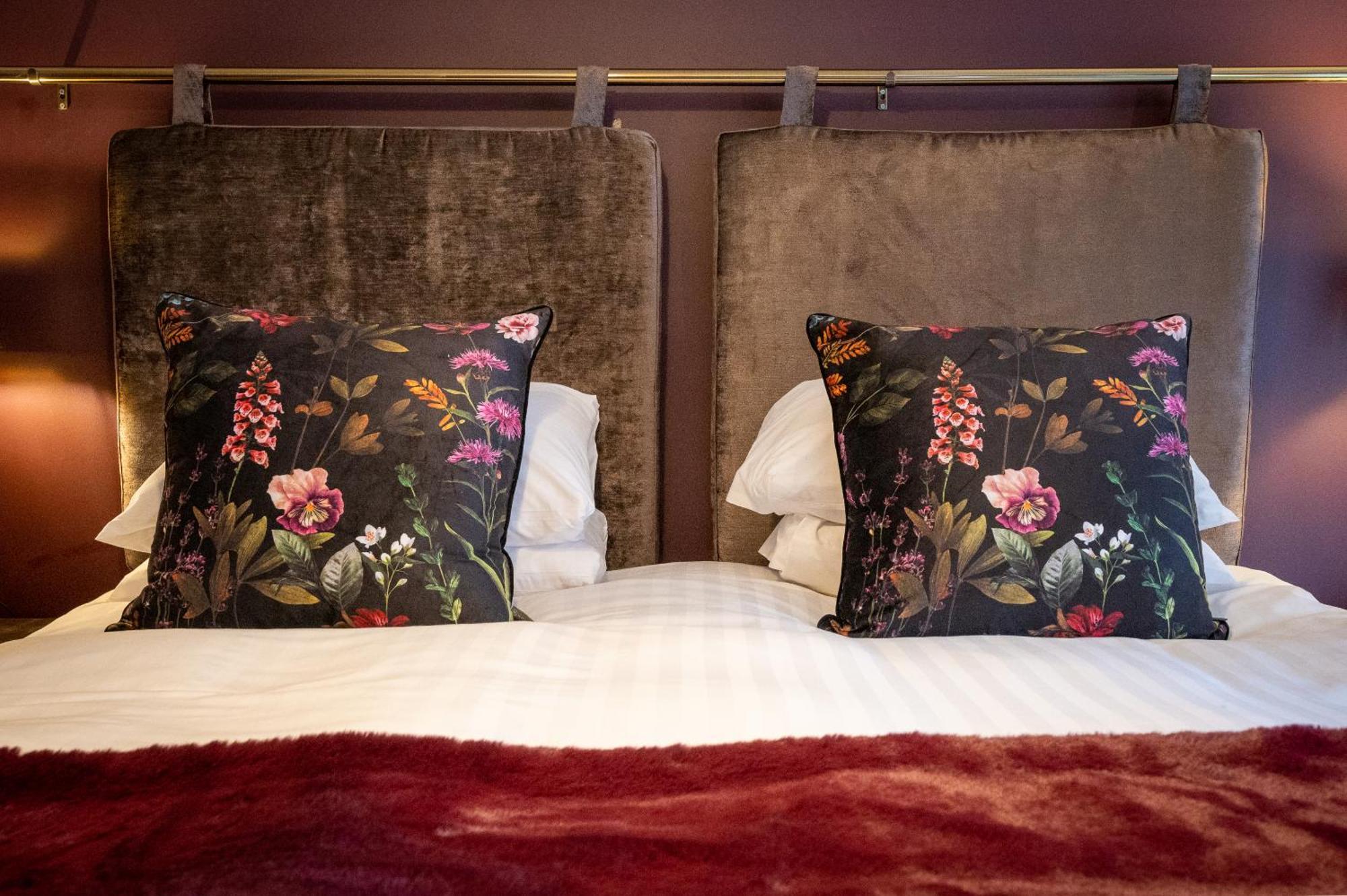 At Home Shrewsbury Room photo