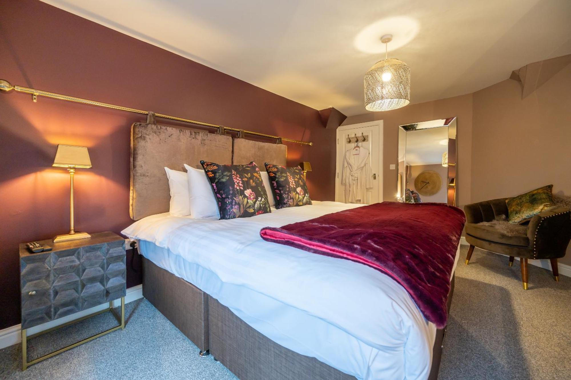 At Home Shrewsbury Room photo