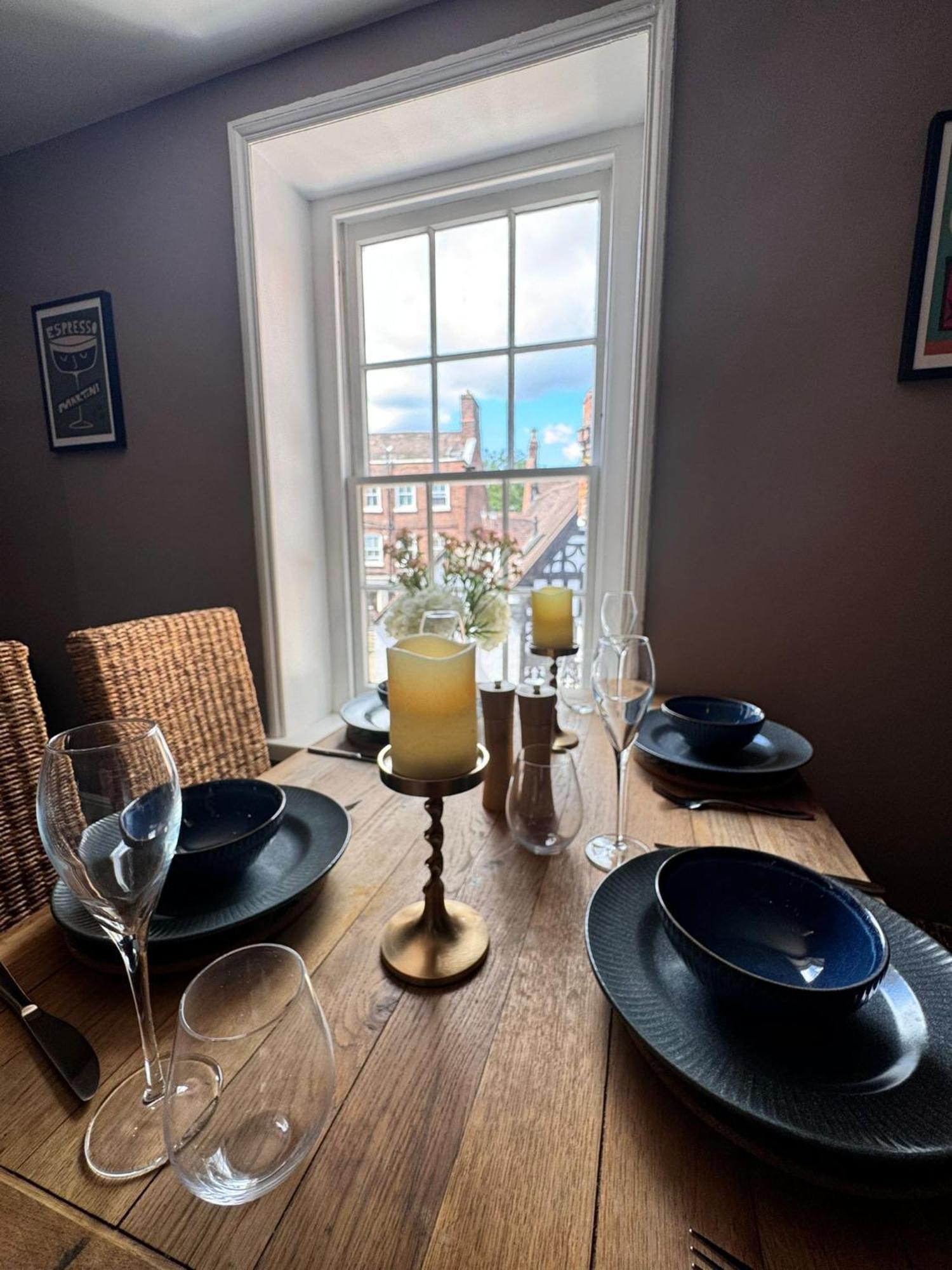 At Home Shrewsbury Room photo